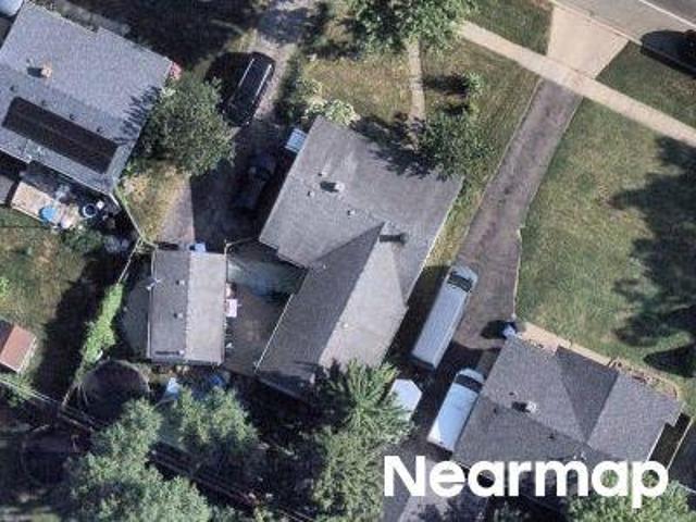 House for sale in Carpentersville, Illinois