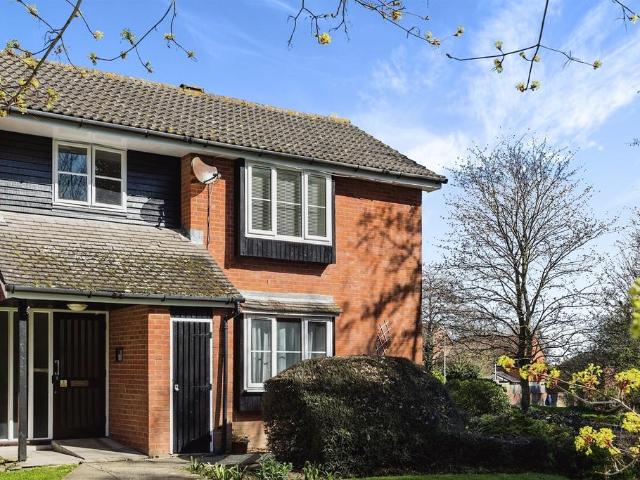 Apartment for rent in Davington, Swale
