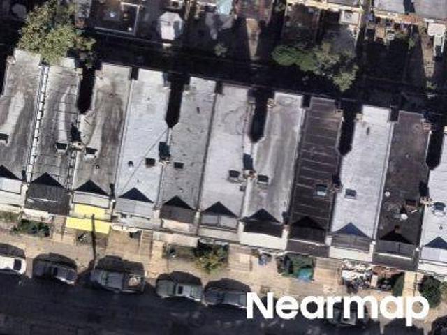 Townhouse for sale in Cobbs Creek, Philadelphia