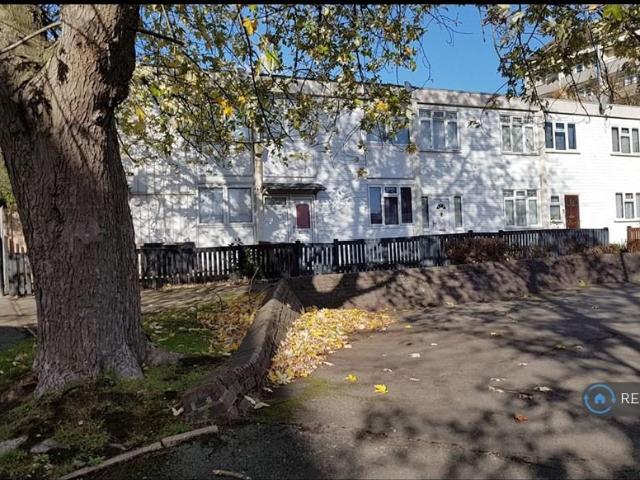 House for rent in London Borough of Lewisham, Lower Sydenham