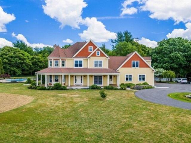 Land for sale in North Uxbridge, Massachusetts