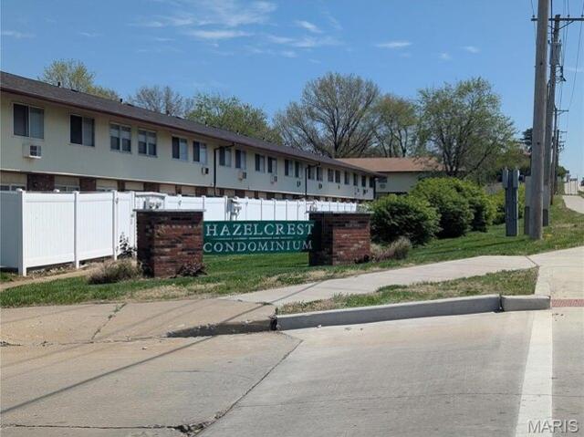 Condo for sale in Hazelwood, Missouri