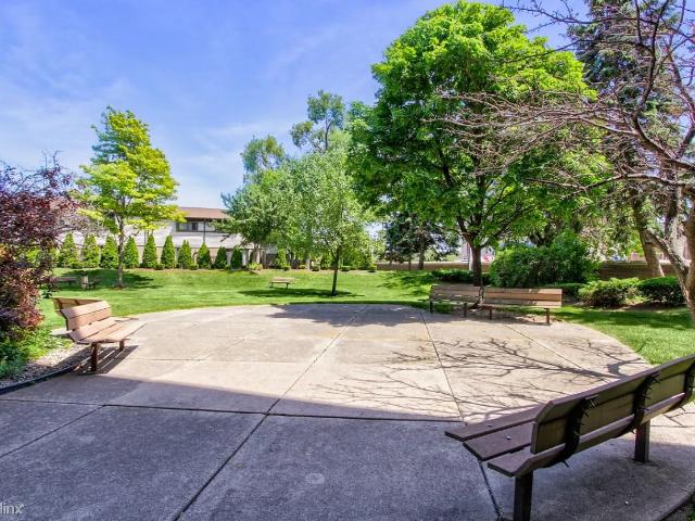 Townhouse for rent in Hazel Park
