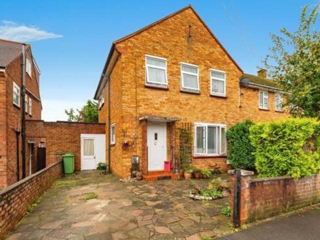House for sale in Uxbridge, Greater London