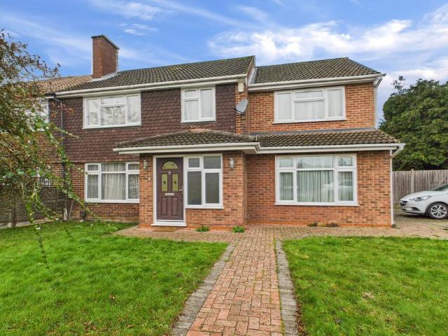 House for rent in Swallow, Buckinghamshire