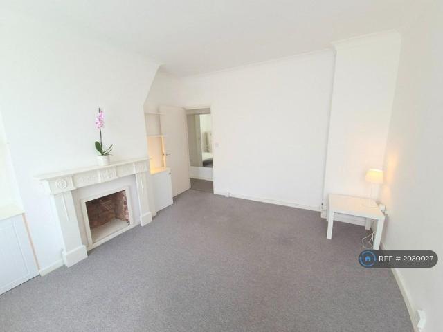 Apartment for rent in Archway, Greater London