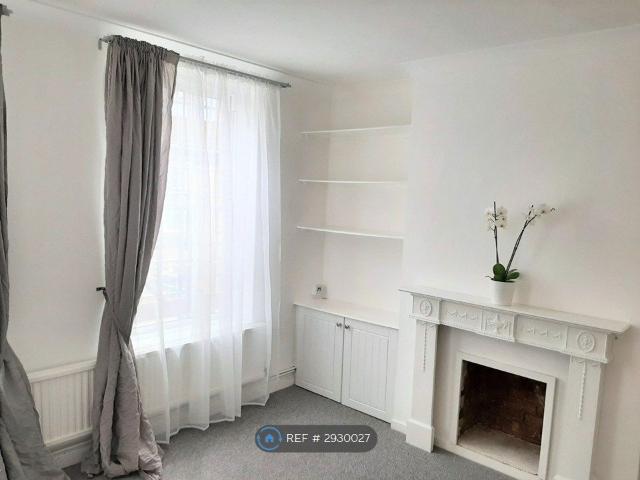 Apartment for rent in Archway, Greater London