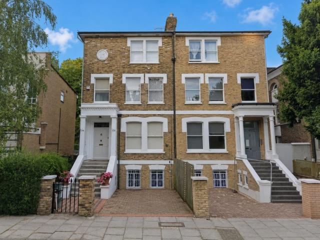 Studio for rent in Archway, Greater London