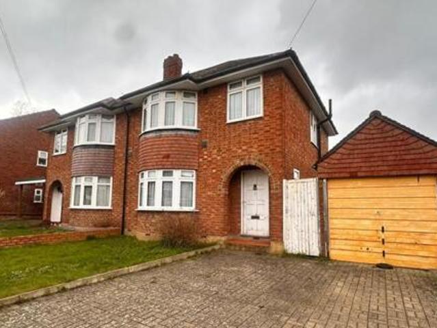 House for sale in London Borough of Hounslow, Feltham