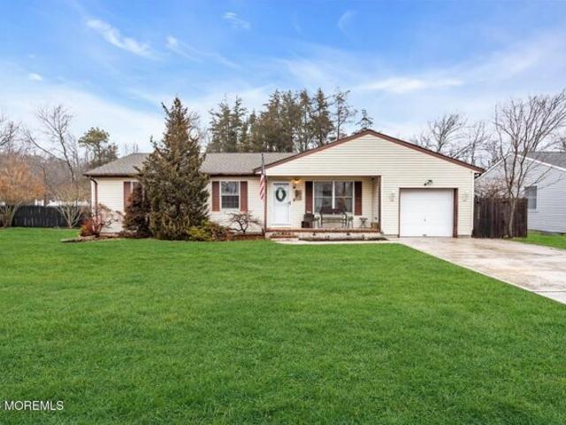 House for sale in Lanoka Harbor, New Jersey
