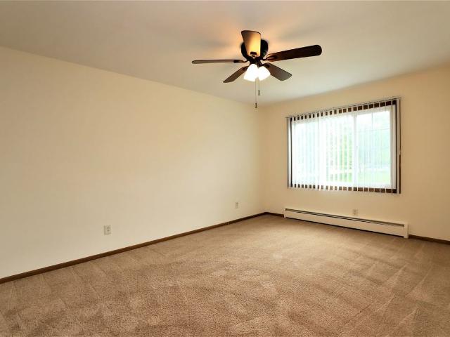 Apartment for rent in Hennepin, Minnesota
