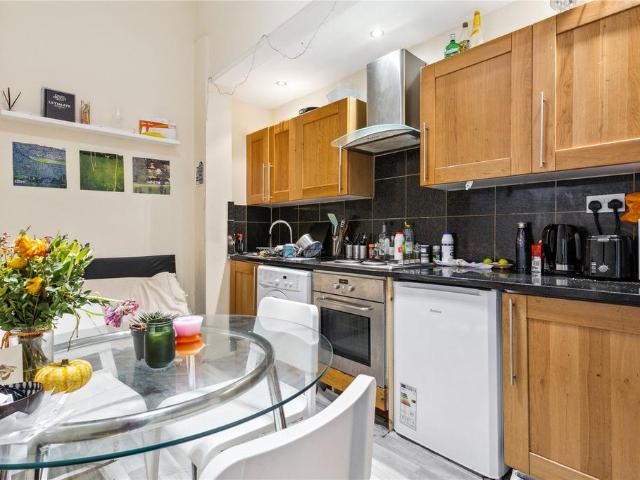 Apartment for rent in Archway, Greater London