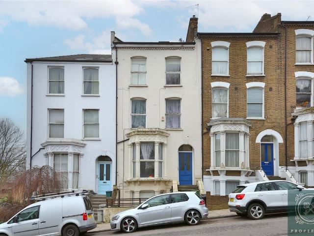 Apartment for rent in Archway, Greater London