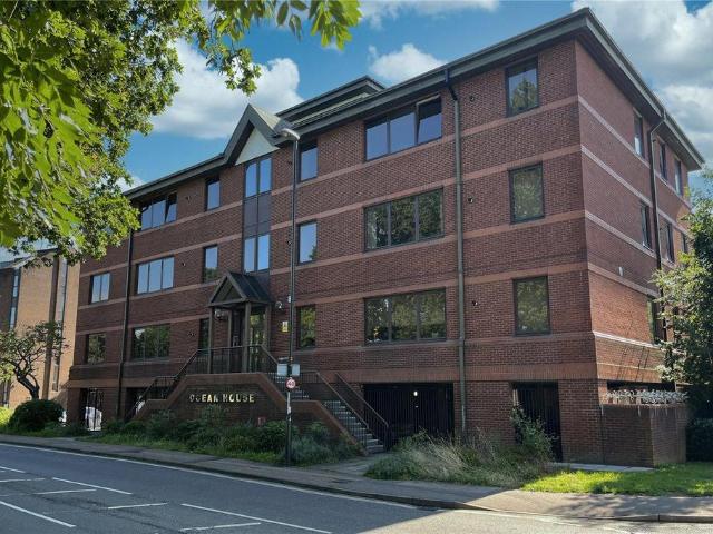 Apartment for rent in Three Bridges, Crawley