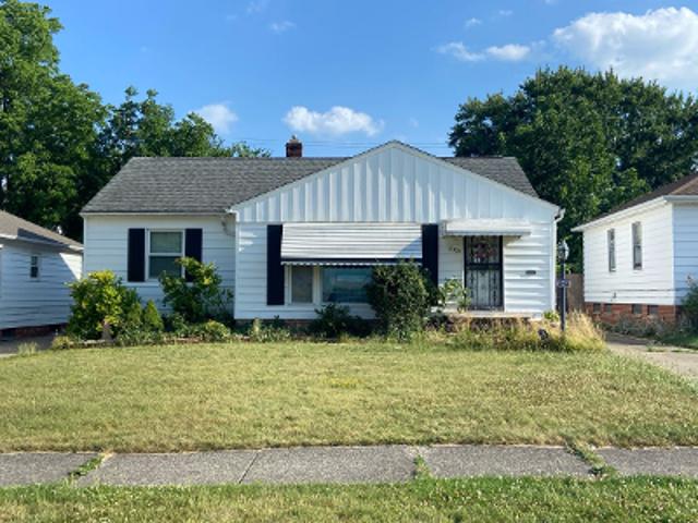 House for sale in Maple Heights, Cuyahoga County