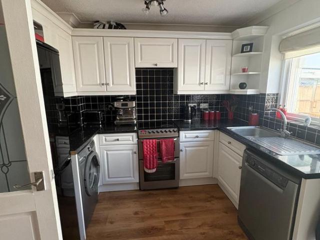House for rent in London Borough of Redbridge, Greater London