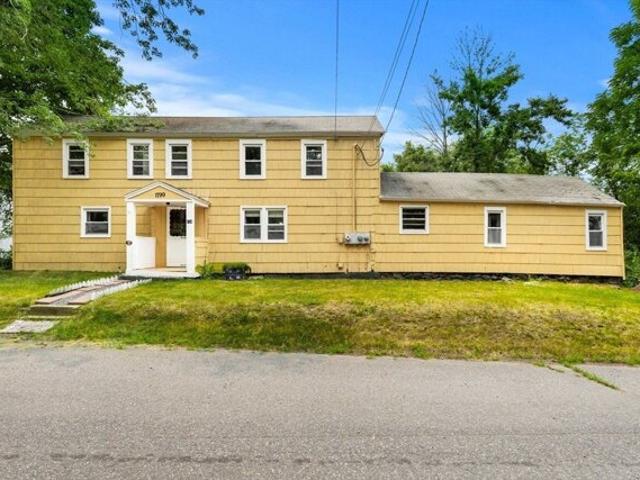 House for sale in Shirley, Massachusetts