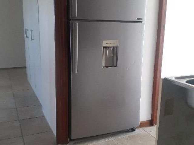 Apartment for rent in Athlone, Cape Town