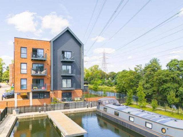 House for sale in Waltham Abbey, Epping Forest