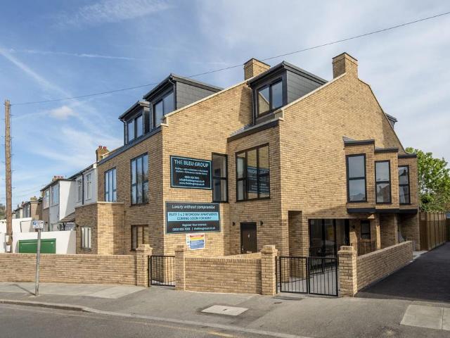 Apartment for rent in London Borough of Merton, Greater London