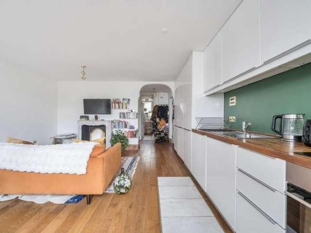 Apartment for rent in North Kensington, Isle Of Man