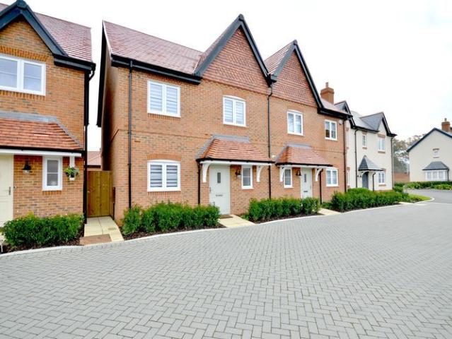 House for rent in Emmbrook, Wokingham