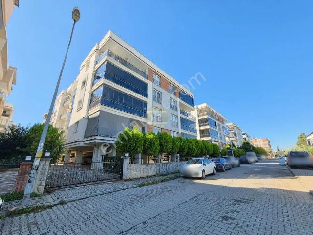 Fatih Mahallesi, Efeler içerisinde kiralık mülk