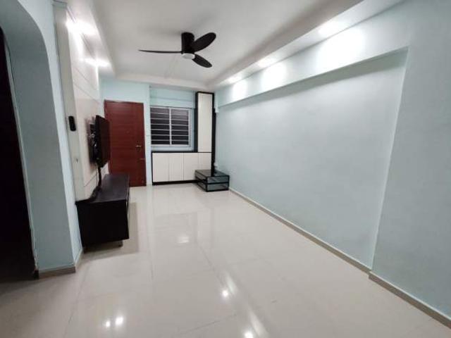Apartment for rent in Telok Blangah