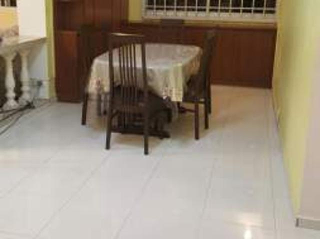 Apartment for rent in Woodlands, 25 Far North