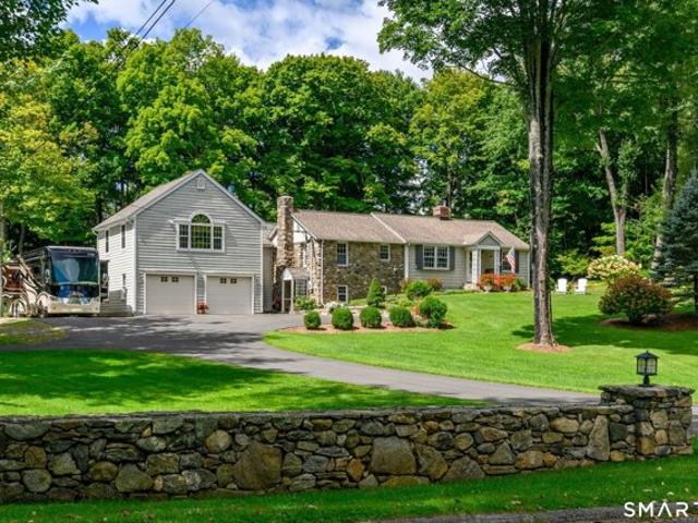 House for sale in Newtown, Western Connecticut Planning Region