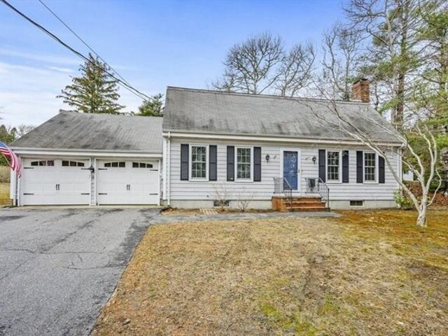 House for sale in Cataumet, Massachusetts
