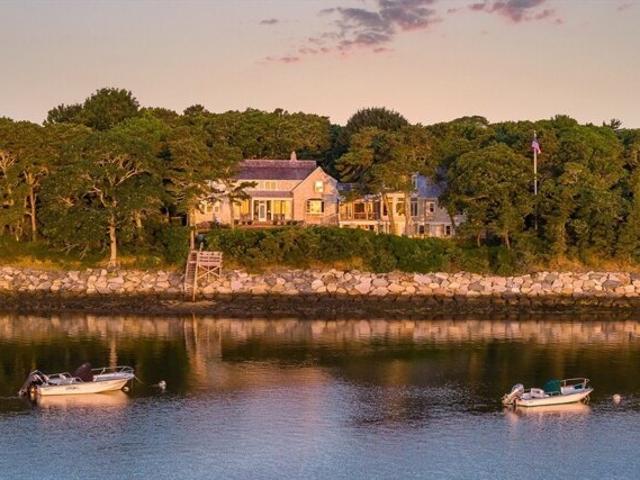 House for sale in Harwich