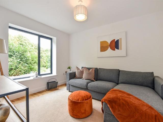 House for rent in Kings Worthy, Hampshire