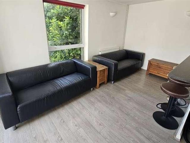 House for rent in Hales Place, The Bridge