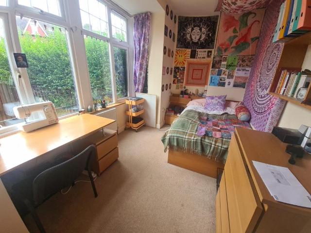 House for rent in Beckett Park, Headingley