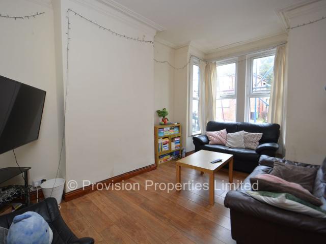 House for rent in Beckett Park, Headingley