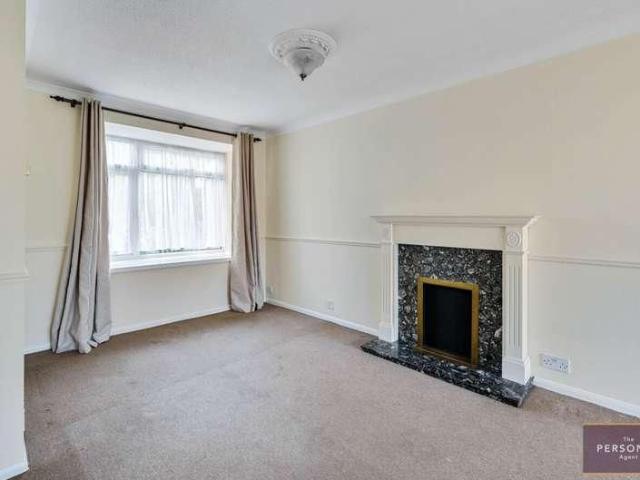 House for rent in Tattenham Corner, Red Hill