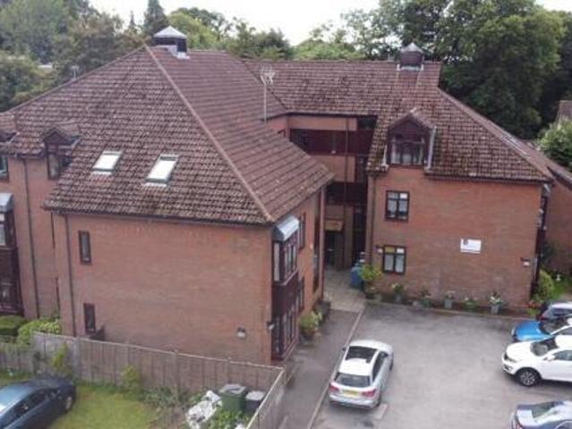 House for sale in Fole, Surrey