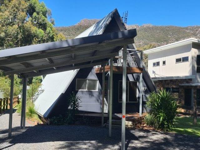 House for sale in Halls Gap, Victoria