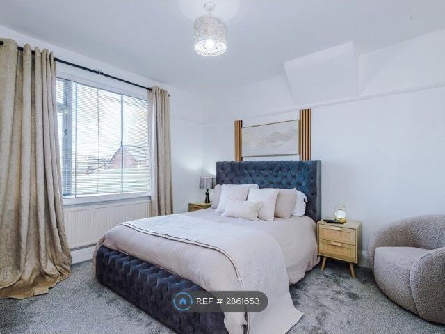 Apartment for rent in Heald Green, Greater Manchester