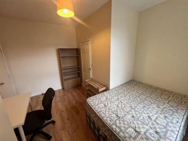 Room for rent in West Midlands
