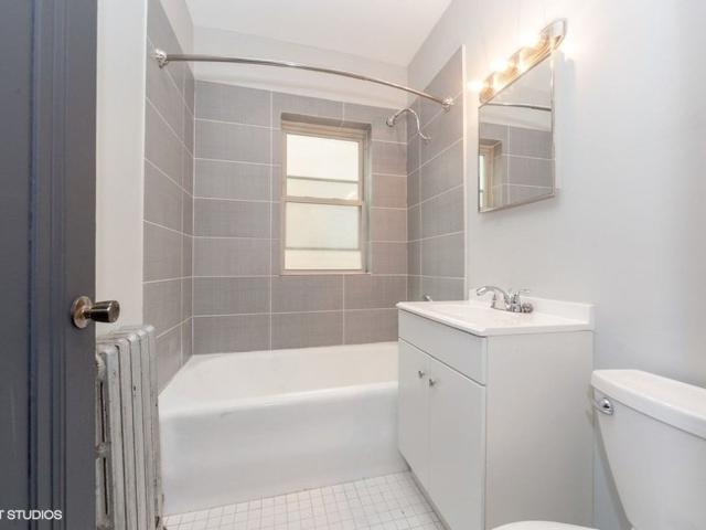 Apartment for rent in Arlington Heights, Illinois