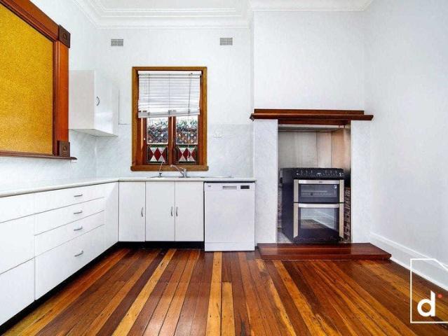 House for rent in Wollongong West, New South Wales