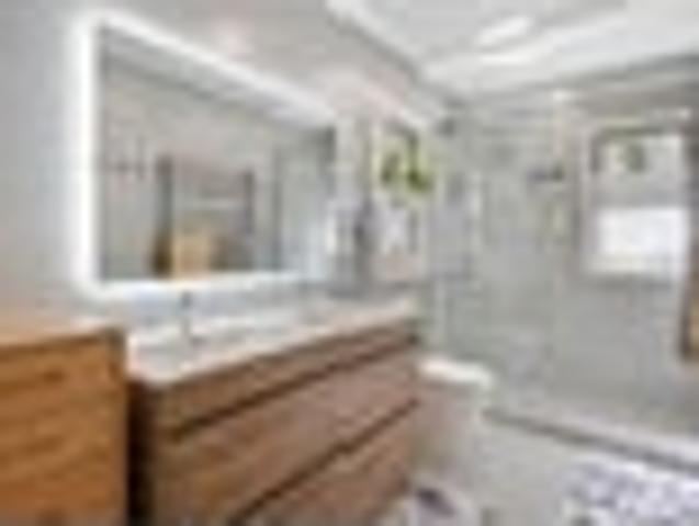 House for sale in Oratia