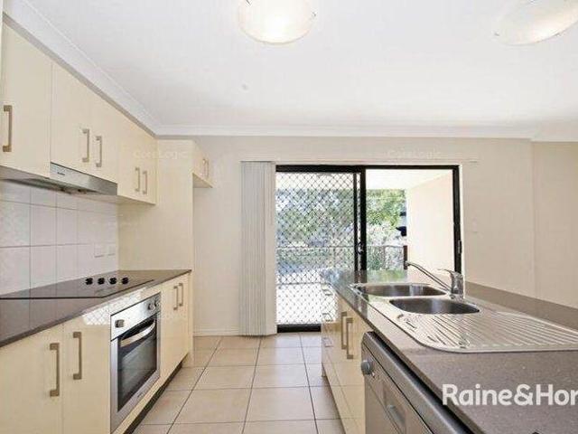 Apartment for rent in Toombul, Queensland