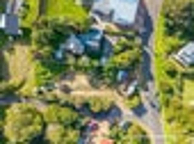 Land for sale in Omiha