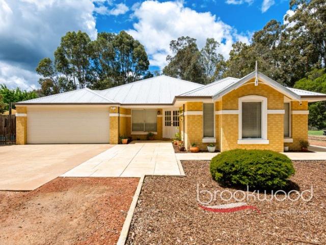 House for sale in Mount Helena, Shire of Mundaring