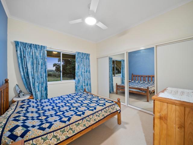 Cottage for sale in Lagoon Pocket, Queensland
