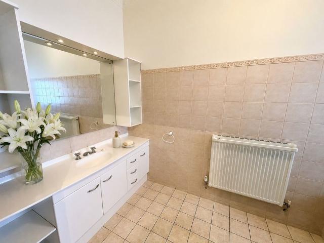 Apartment for rent in Devonport