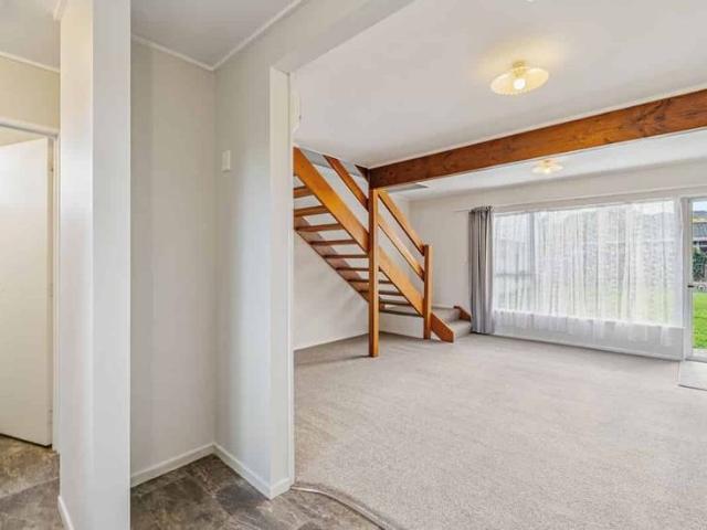 Apartment for rent in Pauatahanui, Wellington